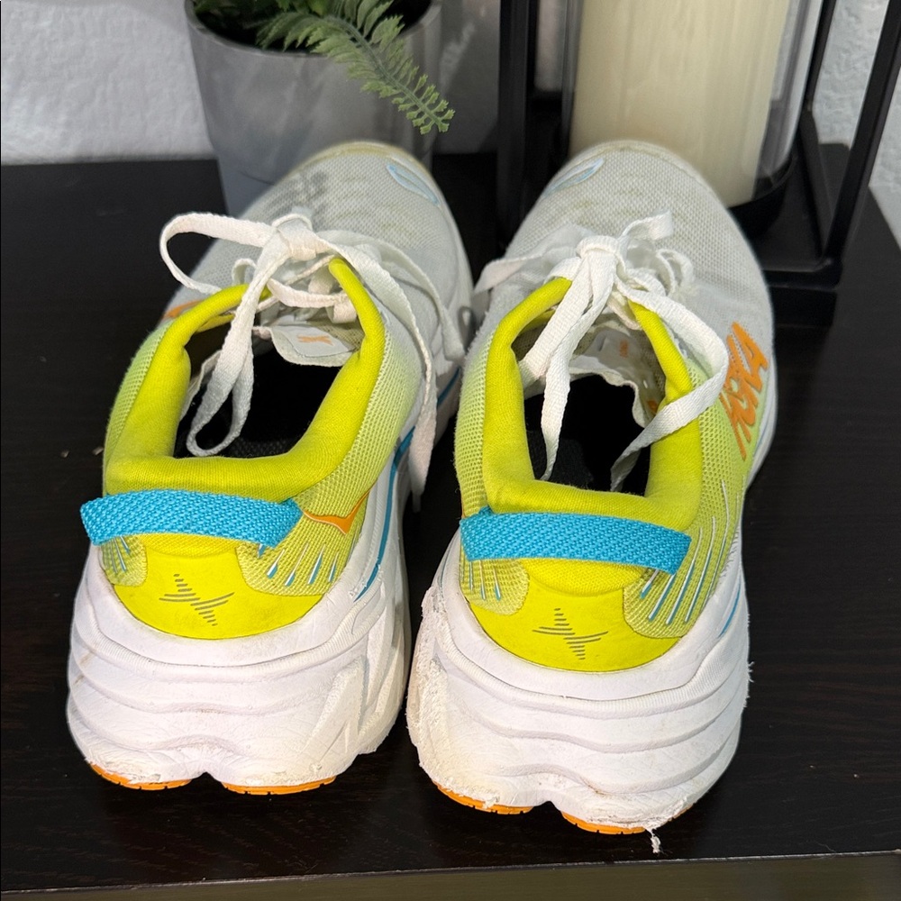 Hoka Bondi X White, Yellow & Blue Athletic Sneakers size 7.5 B - Picture 4 of 6
